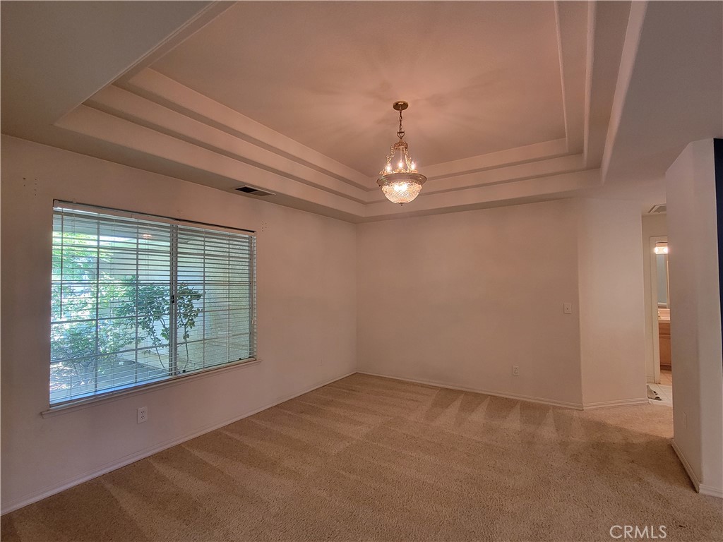 819 E Woodhaven Property Photo 13