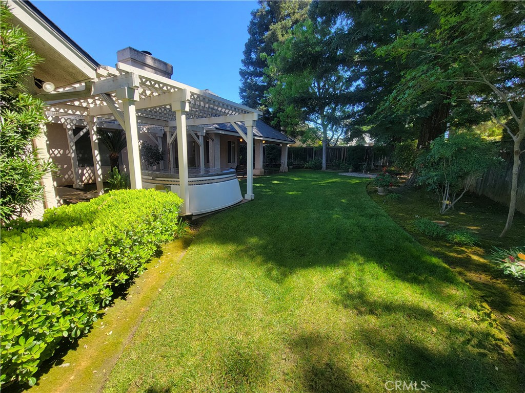 819 E Woodhaven Property Photo 35