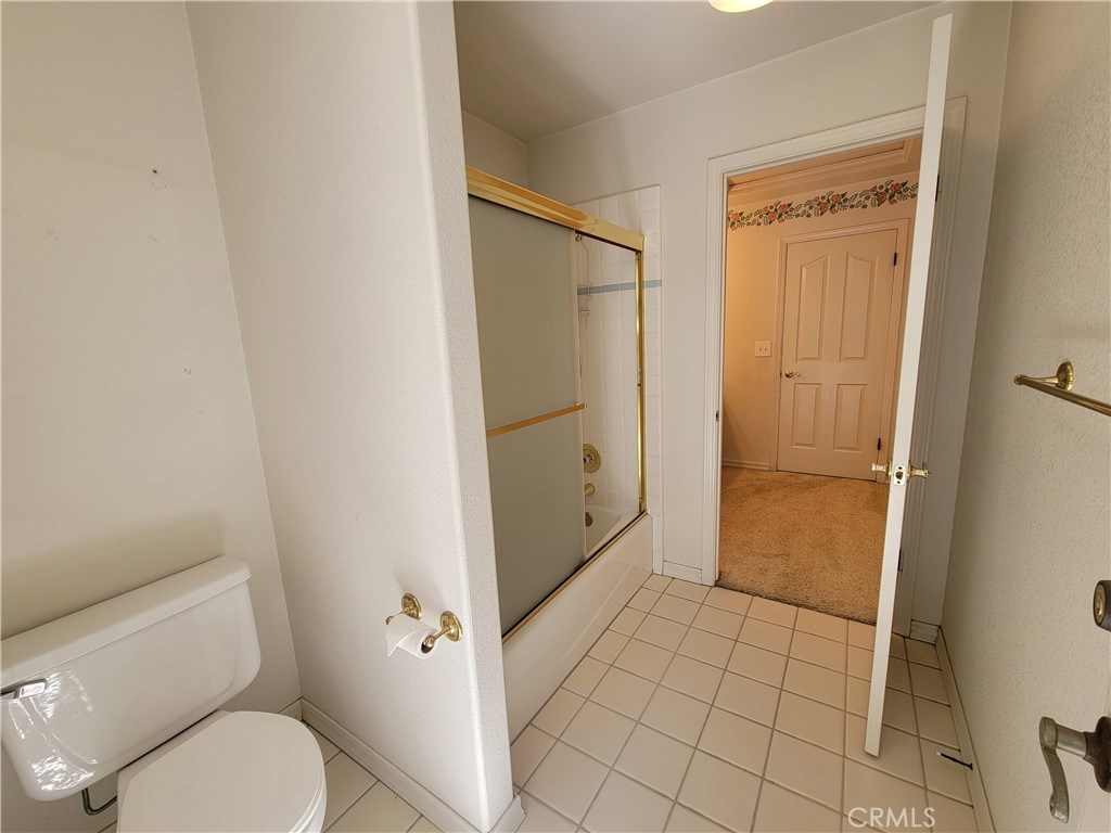 819 E Woodhaven Property Photo 43