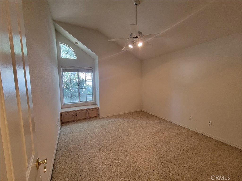 819 E Woodhaven Property Photo 46