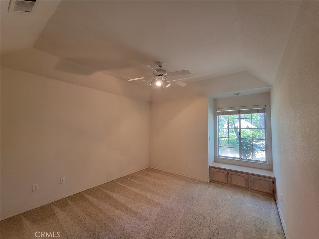 819 E Woodhaven Property Photo 49