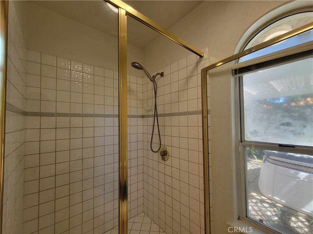 819 E Woodhaven Property Photo 61