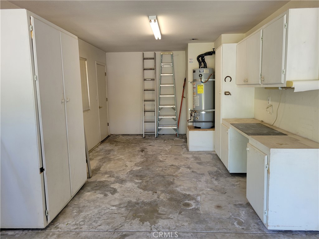 819 E Woodhaven Property Photo 68