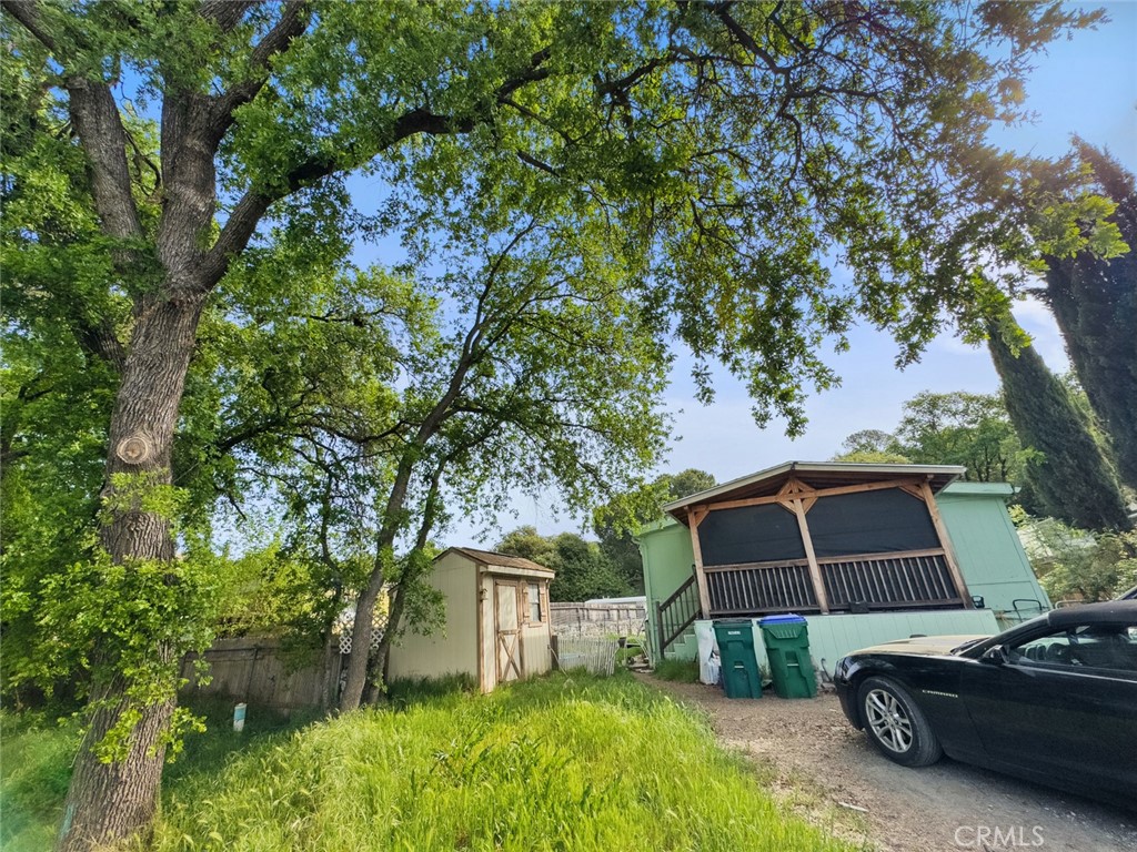 18162 9th Avenue Property Photo 2