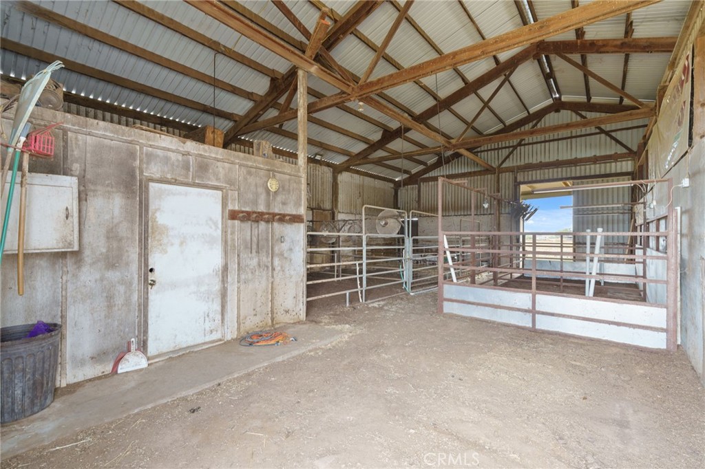 16540 Road 31 Property Photo 45
