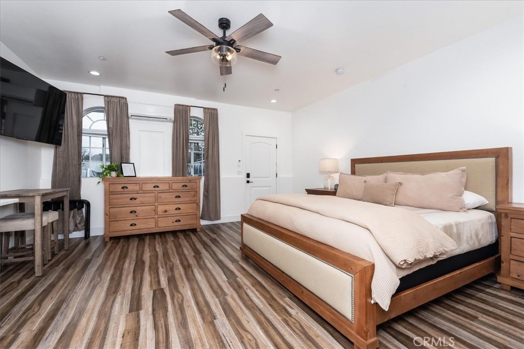 49271 Golden Oak Property Photo 11