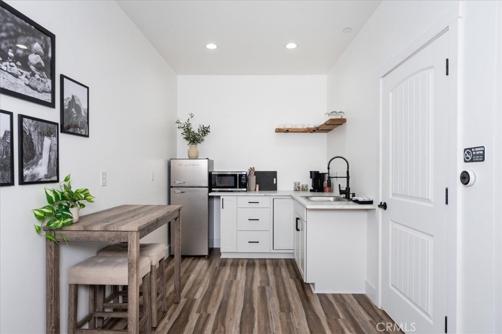 49271 Golden Oak Property Photo 17