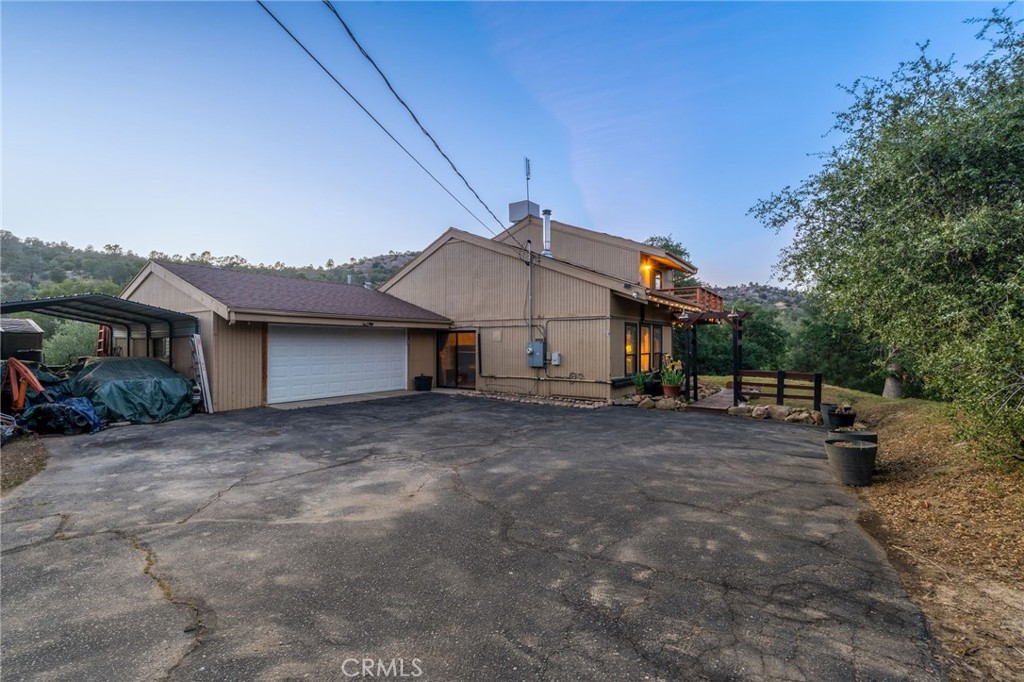 30088 Tioga Property Photo 44