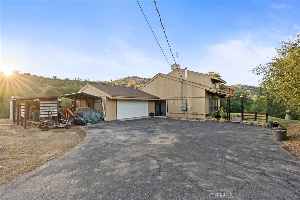 30088 Tioga Property Photo 47