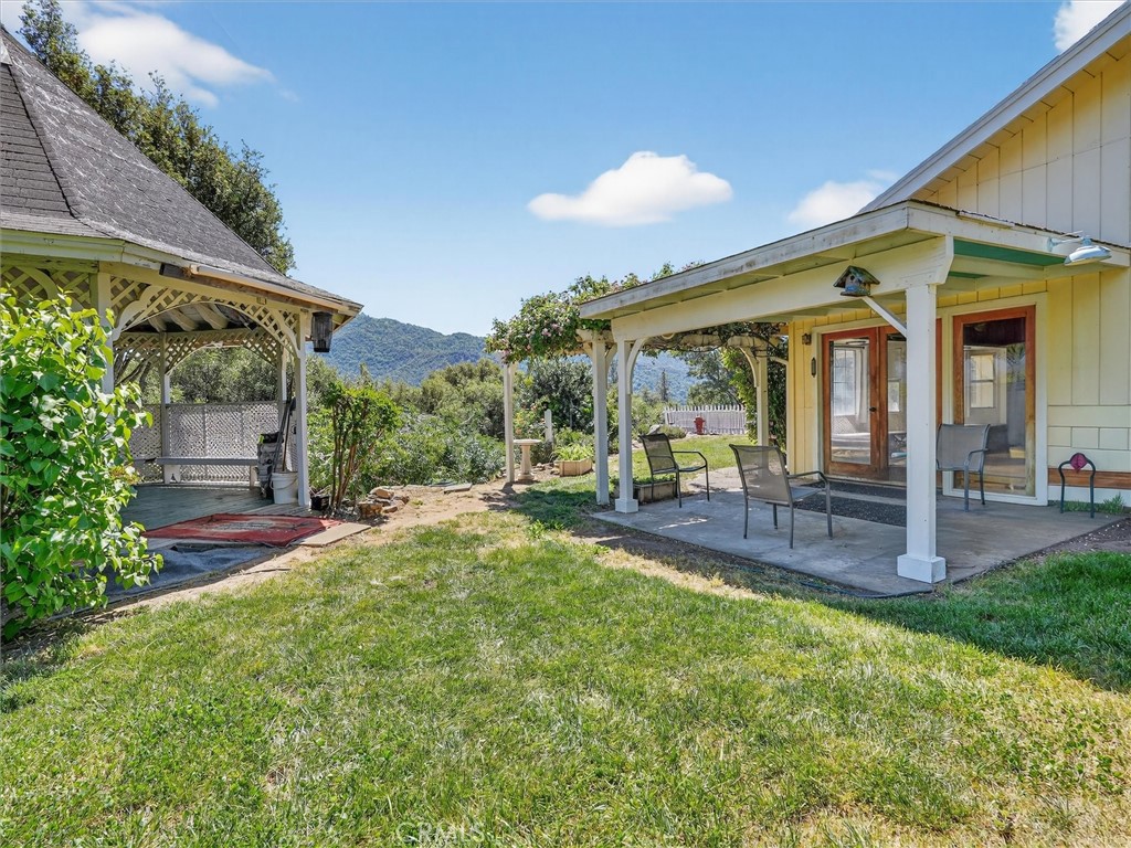 46535 Eastwood S Property Photo 3