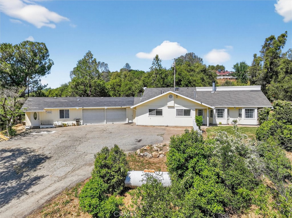 46535 Eastwood S Property Photo 4