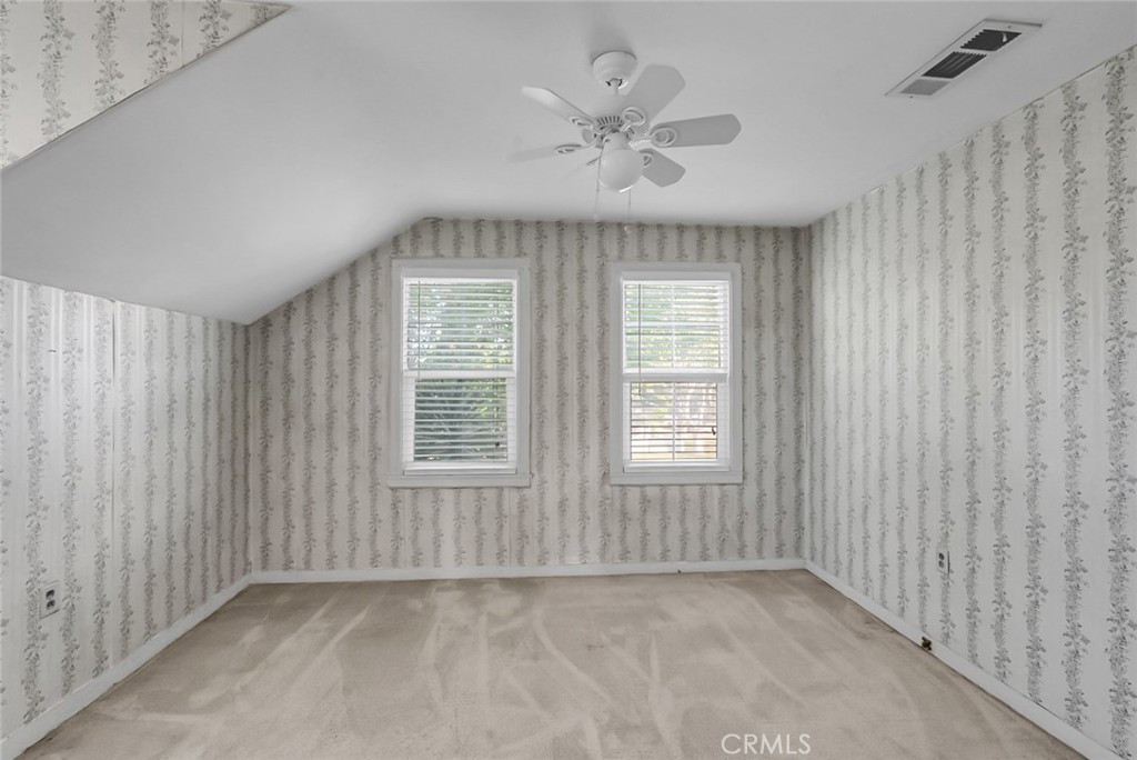 155 N 7th Avenue Property Photo 12