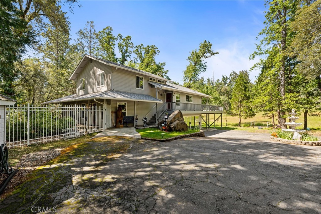 36556 Mudge Ranch Road Property Photo 2