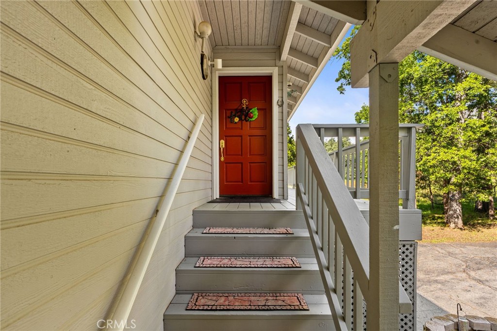 36556 Mudge Ranch Road Property Photo 4
