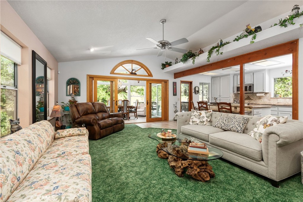 36556 Mudge Ranch Road Property Photo 7