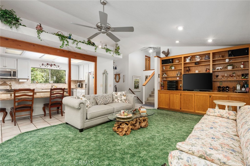 36556 Mudge Ranch Road Property Photo 8