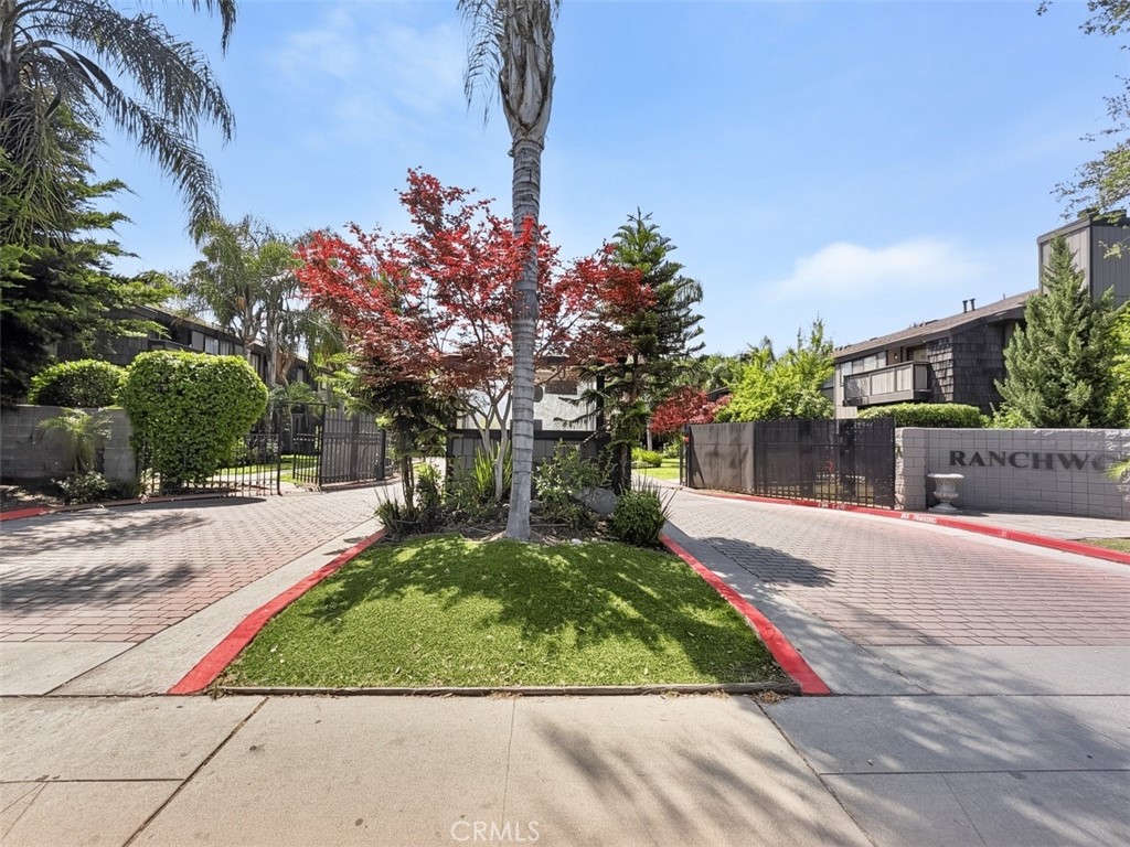 1190 S Winery Avenue 289 Property Photo 26