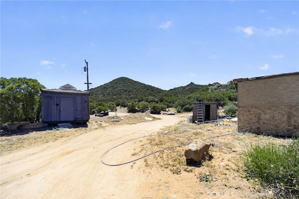 60455 Rim Rock Road Property Photo 7