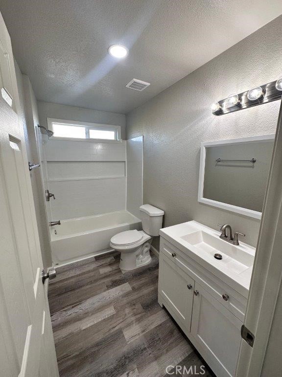 1361 N Archie Avenue Property Photo 12