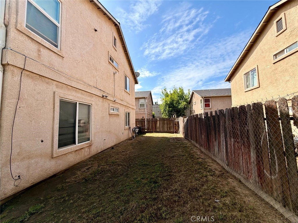1361 N Archie Avenue Property Photo 16