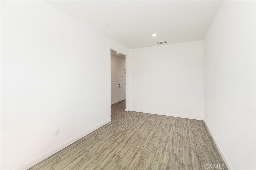 2844 N Vahe Property Photo 19