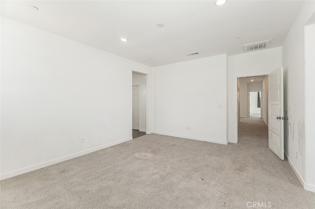 2844 N Vahe Property Photo 34
