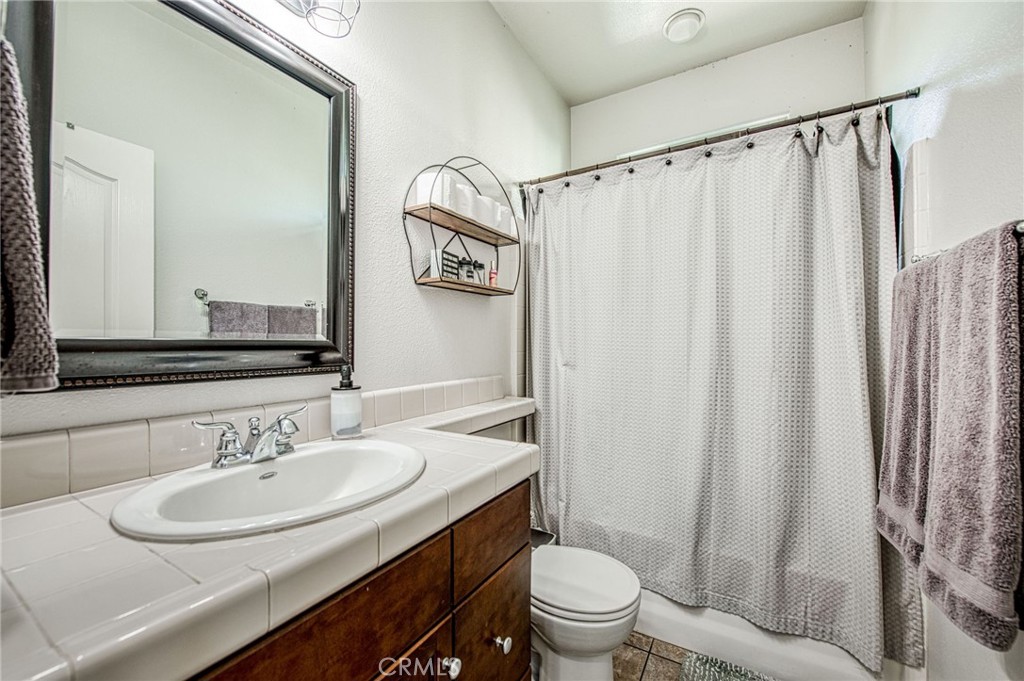 3683 W Black Walnut Property Photo 26