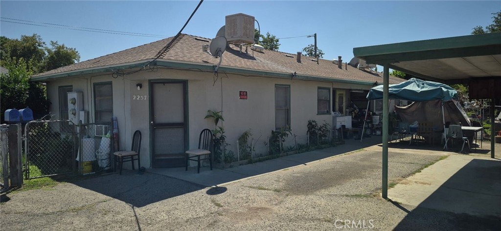 2263 E Thomas Property Photo 1