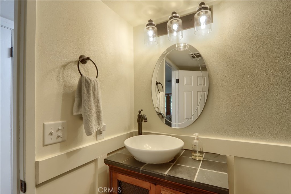36575 Mudge Ranch Road Property Photo 44