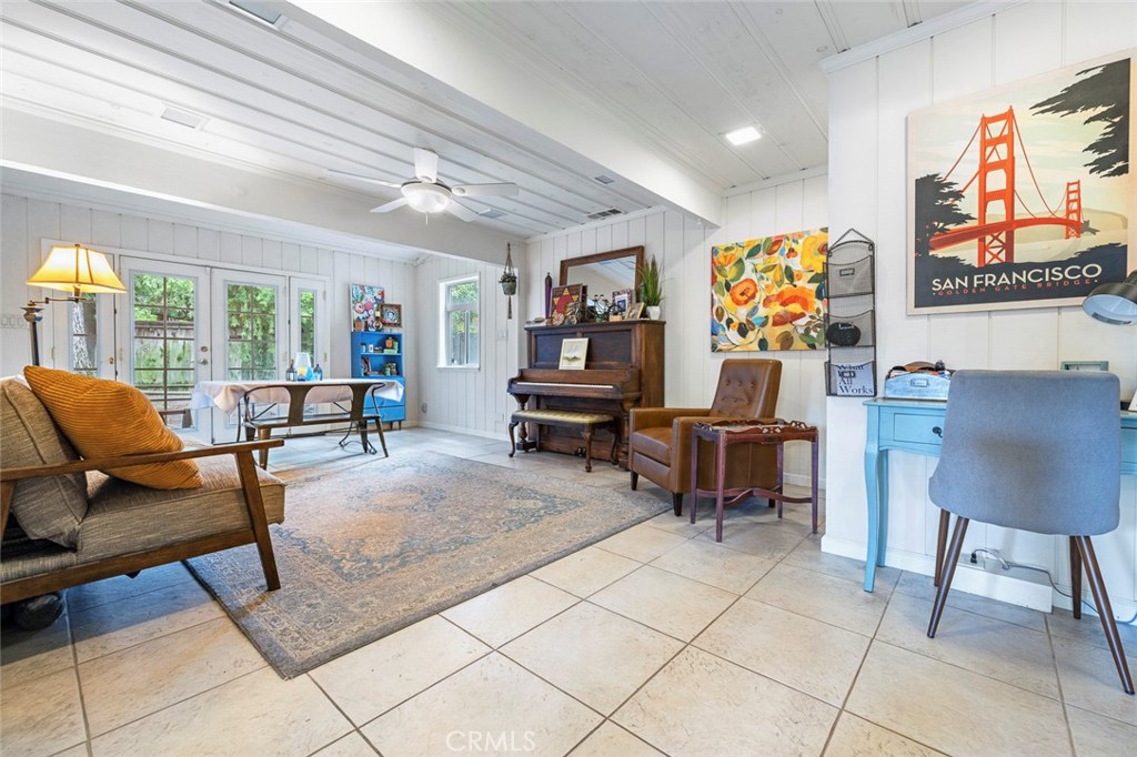 6638 N Marty Property Photo 7