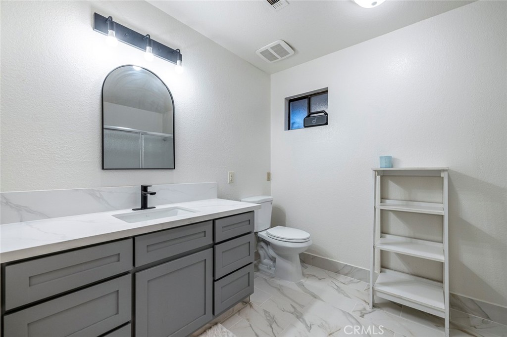 6638 N Marty Property Photo 20