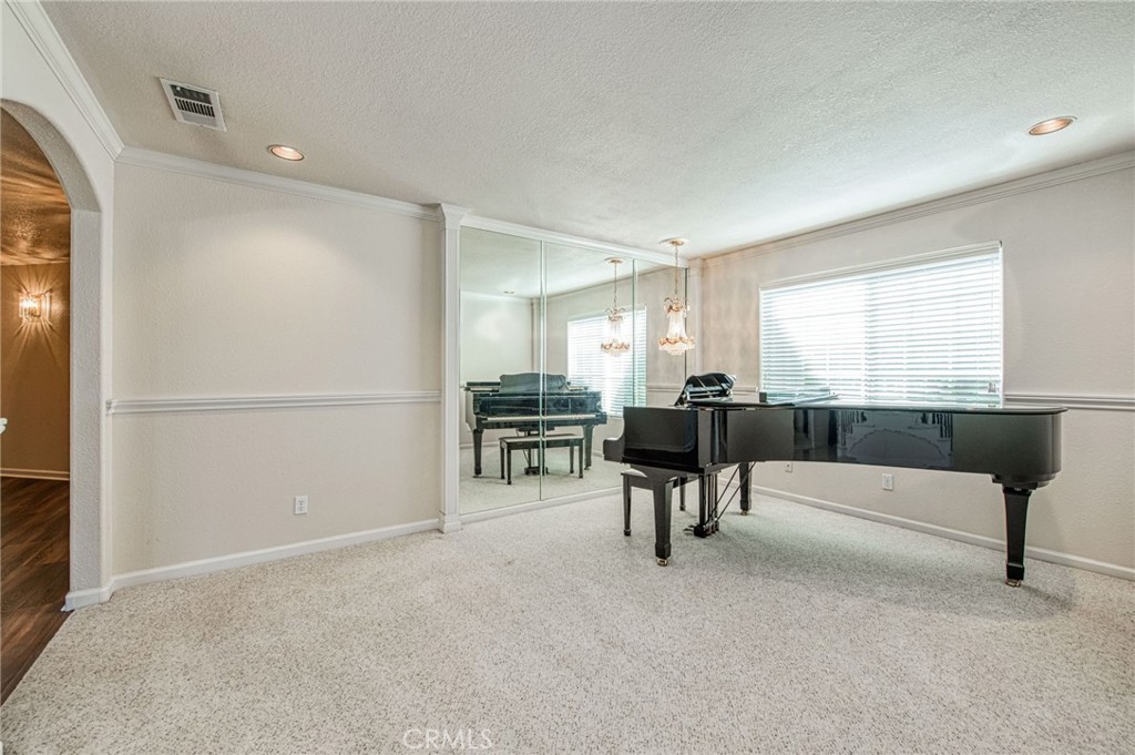 860 E Dartmouth Property Photo 18