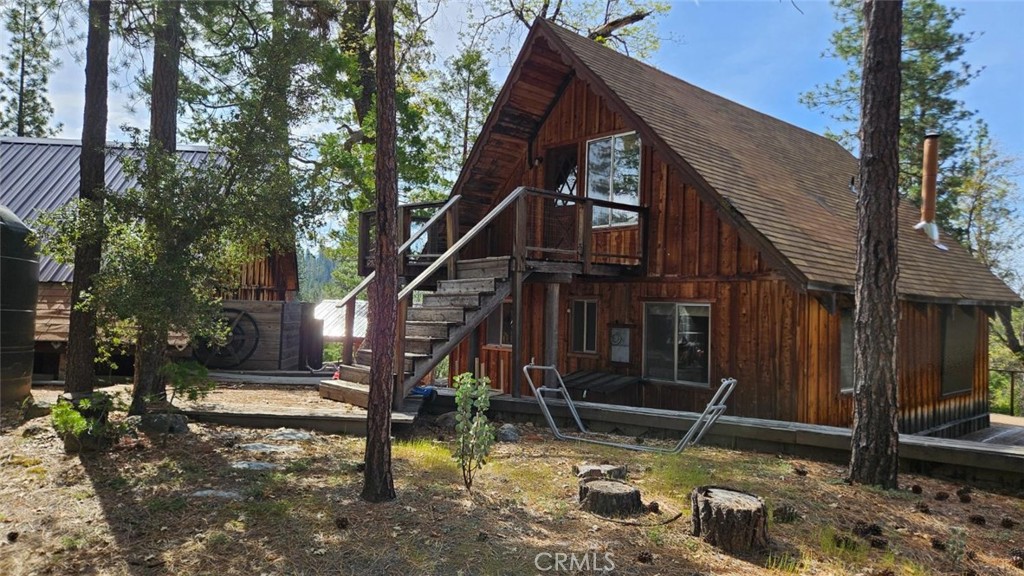 46336 Silvertip Property Photo 2