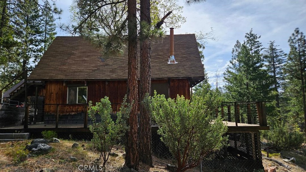 46336 Silvertip Property Photo 3