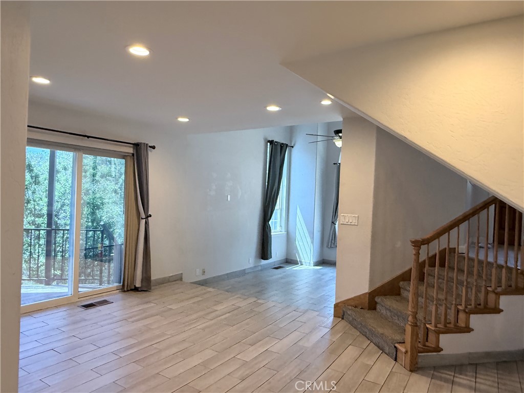 34914 Sneezeweed Lane Property Photo 6