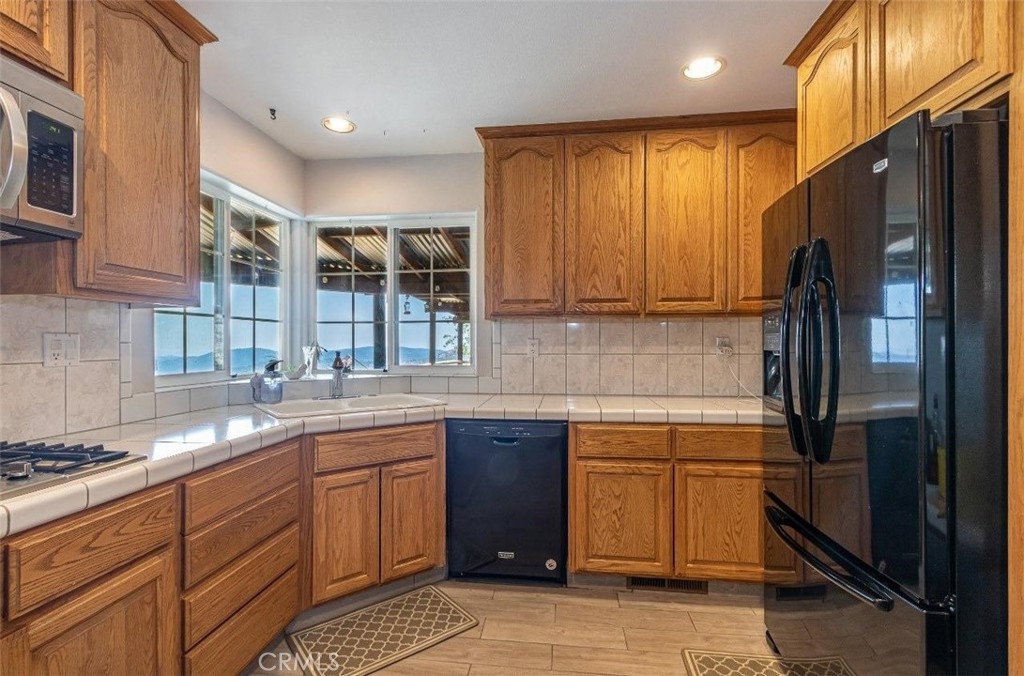 34914 Sneezeweed Lane Property Photo 12