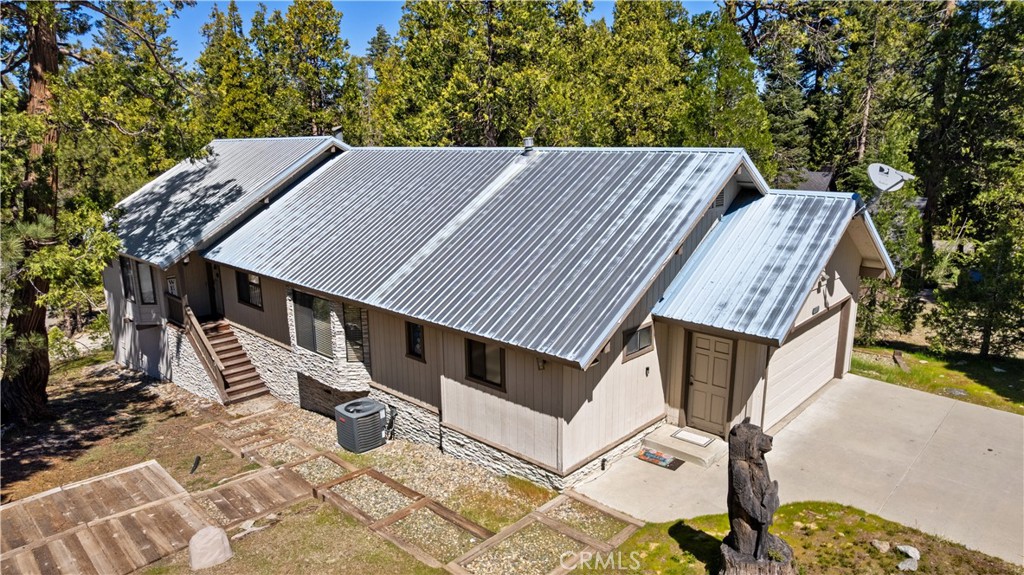40971 Woodridge Property Photo 5