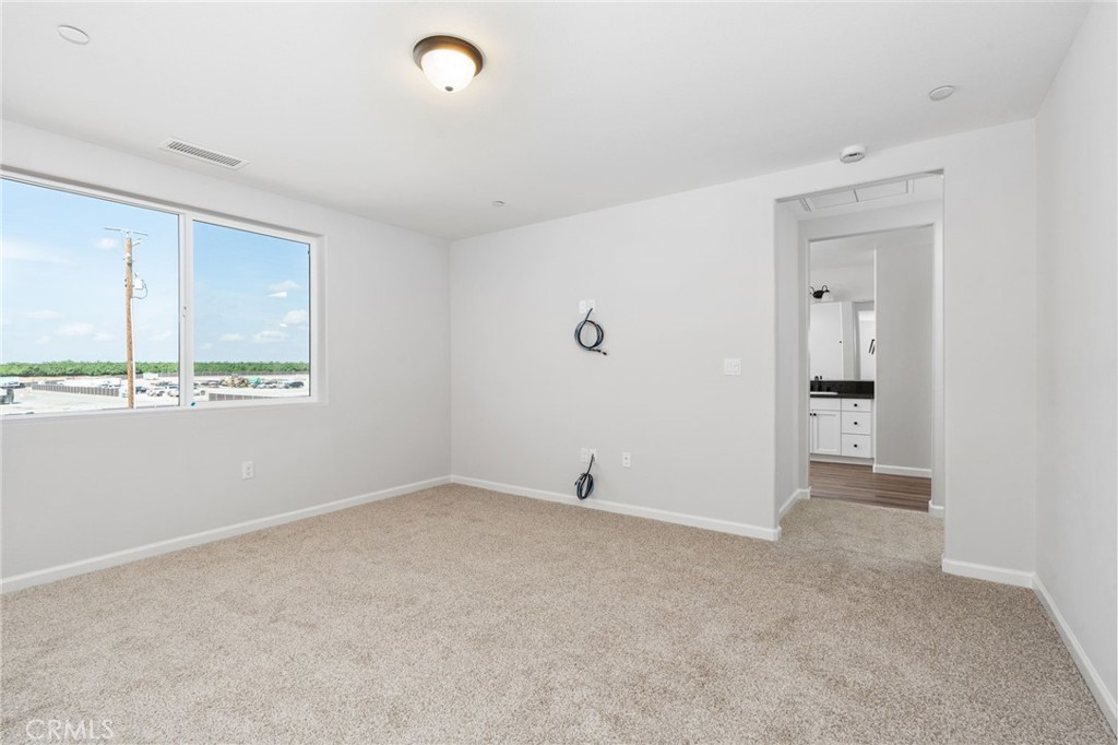 1266 Talus Way S Property Photo 28