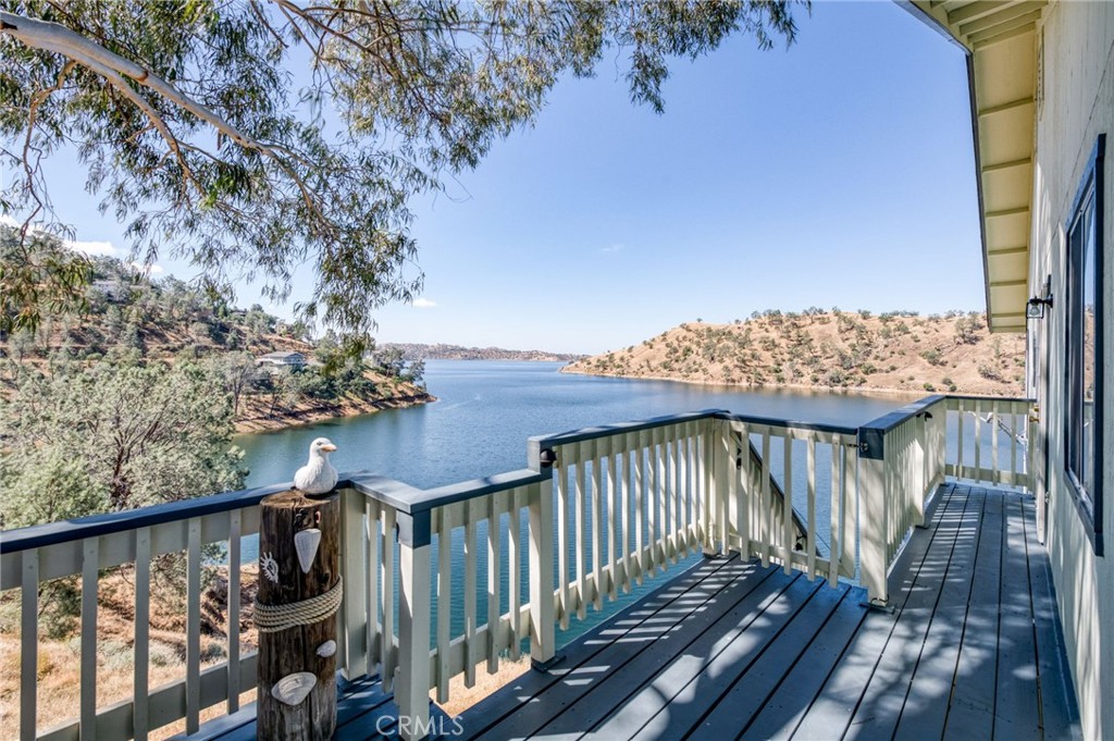 28037 Sky Harbour Property Photo 5