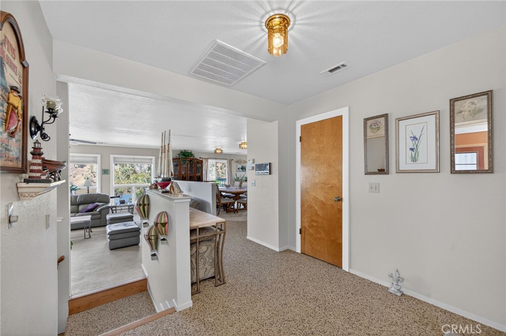 28037 Sky Harbour Property Photo 6