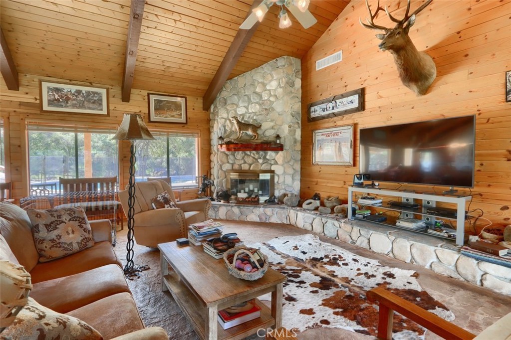 32028 Cattle Way Property Photo 13