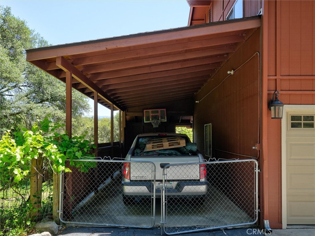 49628 Stillmeadow Property Photo 3