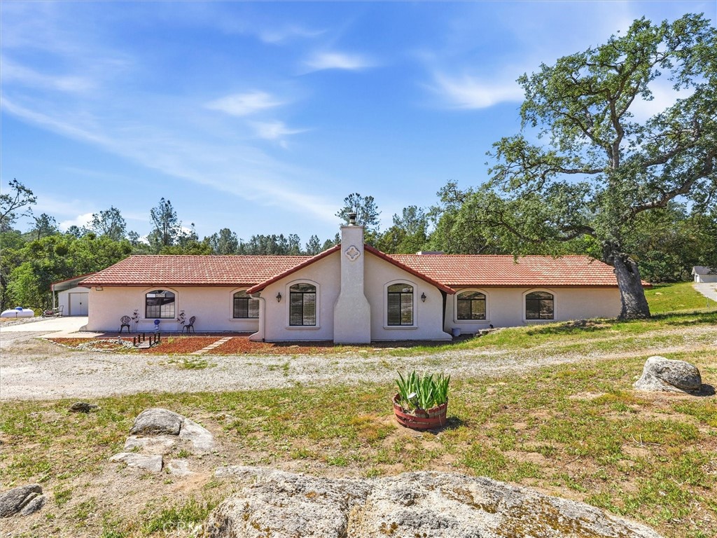 42704 Deep Forest Property Photo 1