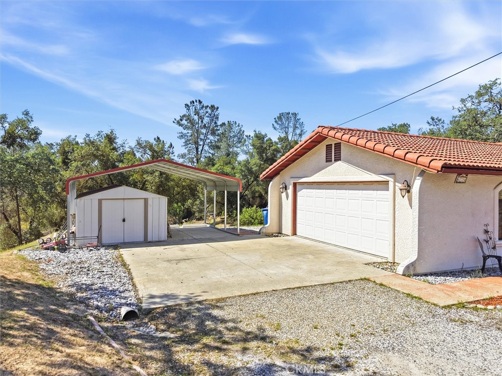 42704 Deep Forest Property Photo 4