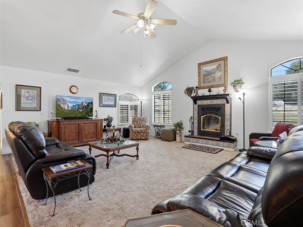 42704 Deep Forest Property Photo 10