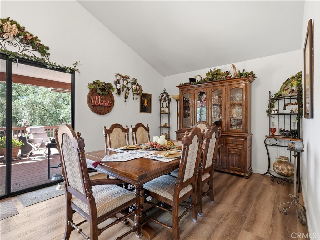 42704 Deep Forest Property Photo 16