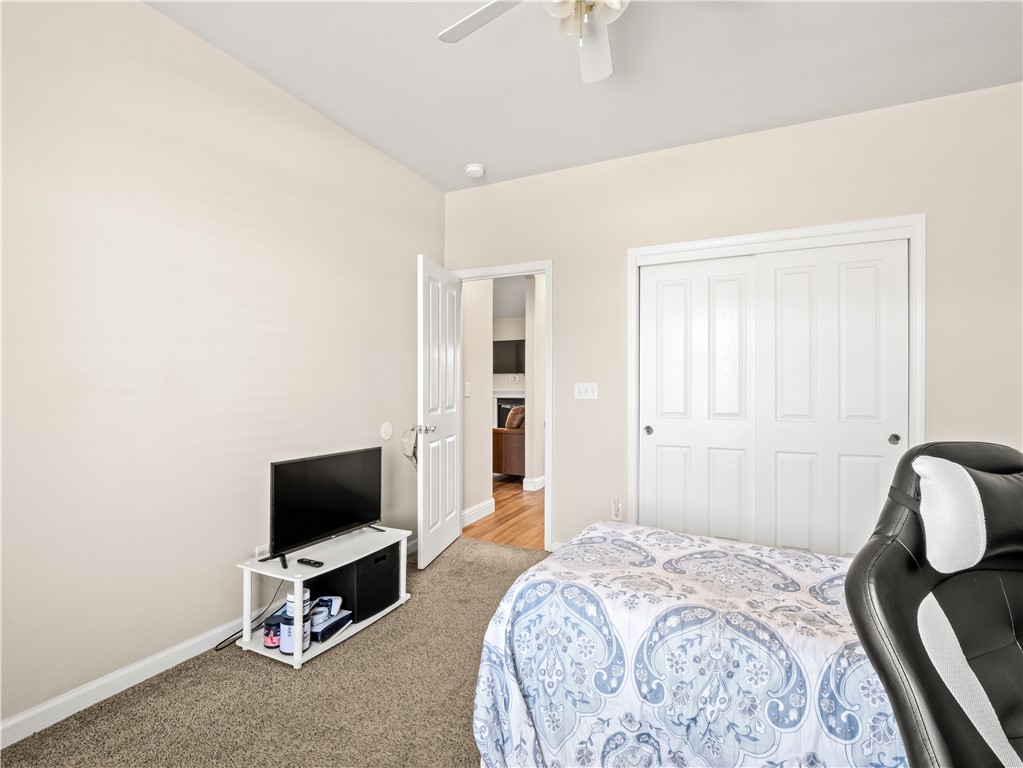 6249 W Dovewood Property Photo 19