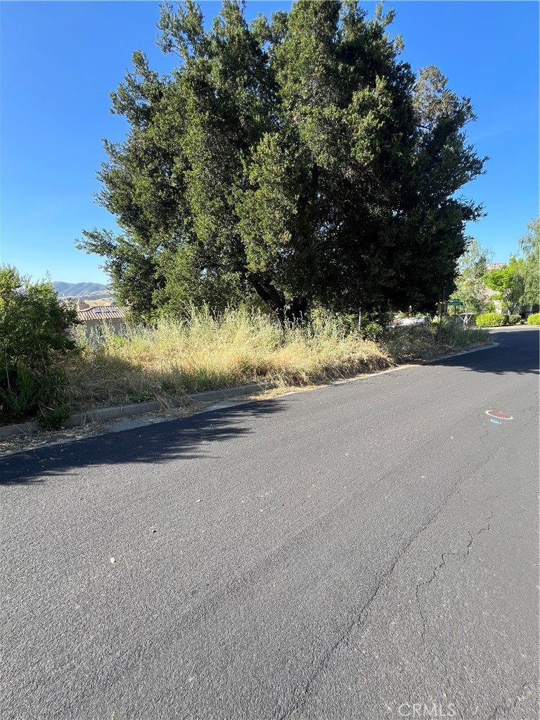 8565 Strawberry Property Photo 3