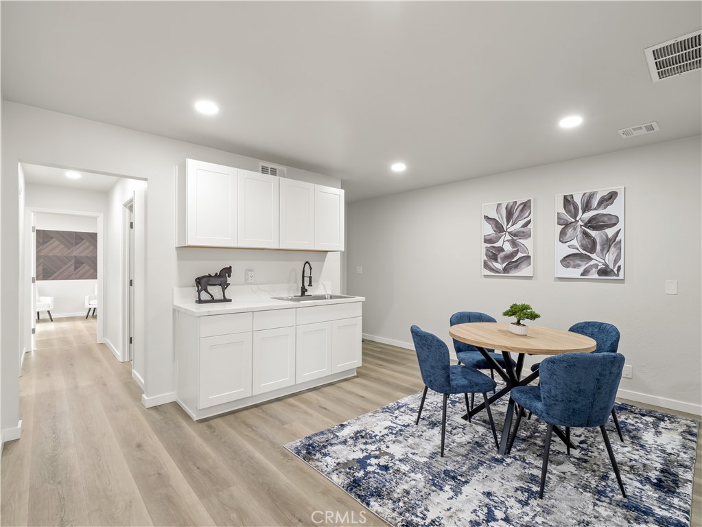1490 W Shaw Property Photo 12