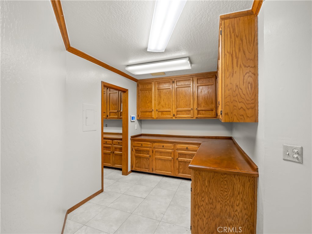1490 W Shaw Property Photo 33